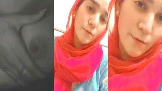 Cute Desi Girl Shows Boobs | Viral MMS