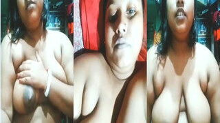 Desi Boudi Shows Her Big Boobs | Viral MMS