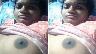 Desi Bhabhi Shows Boobs | Viral MMS