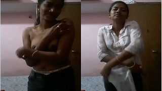 Shy Desi Girl Shows Her Boobs | Viral MMS