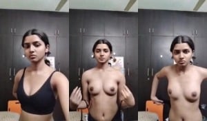 Hot Desi Girl Shows Boobs And Kissing | Viral MMS